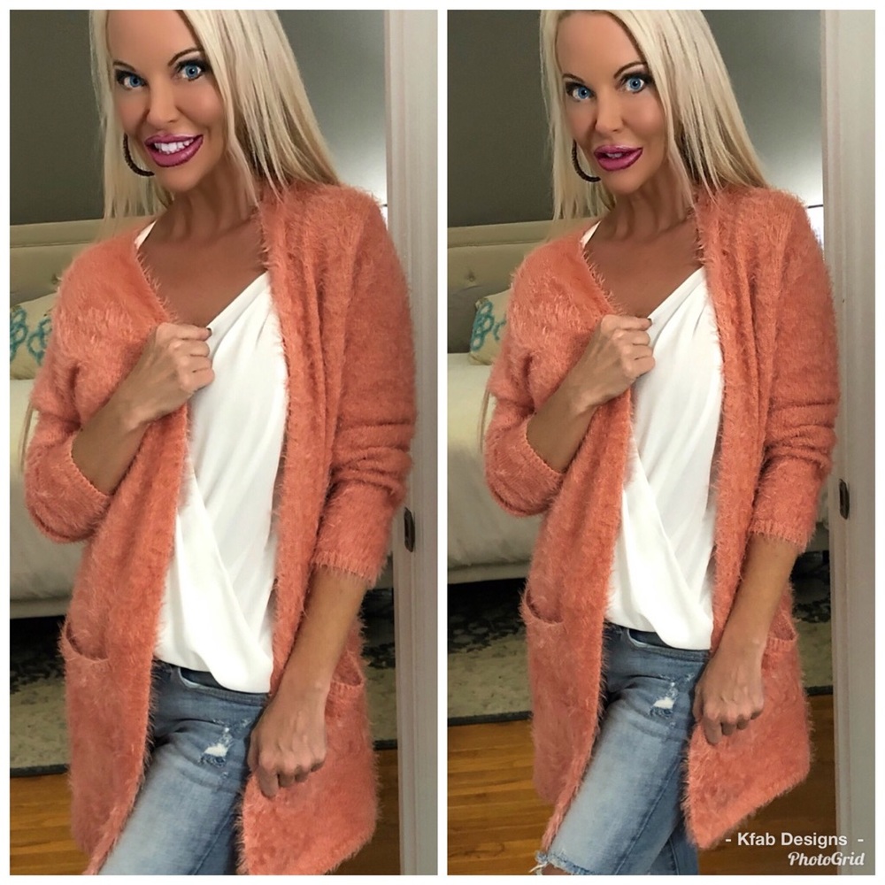 ❤️LAST! The Softest! Peach 🍑 Cardigan Sweater! - Picture 4 of 8